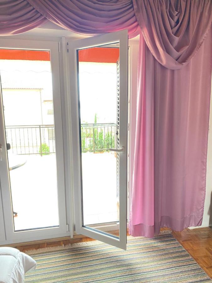 Apartmani Jelena Crikvenica Bagian luar foto